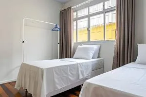 Casa central em ótima localização - UN059 - Barreiros