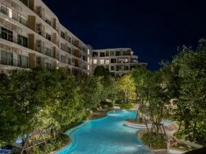 PHYLL Condo Private Beach Vibes at Central Phuket 1 BR Unique Garden View - Ban Rangeng