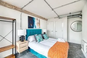 The Works By Guestz - Thelwall