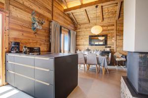 Maisons de vacances Chalet Niyama - Avec jacuzzi et station a pied : photos des chambres