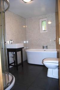 The Shack, Cally Avenue, Gatehouse of Fleet, Dumfries and Galloway, DG7 2 DH