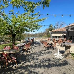 Hotels Hotel Restaurant La Dame du Lac : photos des chambres