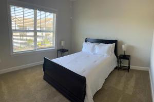 Quiet Apartment - 10 minutes from ECU