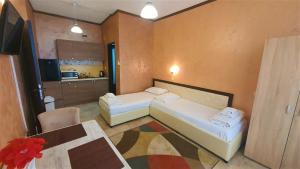 Bulgaria - CHEAP MONTH