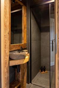 Mountain Shelter Salamandra