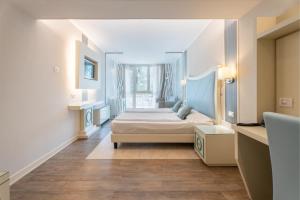 Junior Suite  room in Majestic Palace