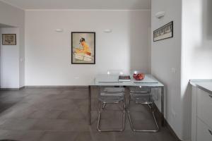 Nice and spacious apartment near the Vatican and Starbucks