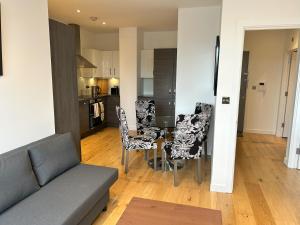 London Heathrow Apartment - Hayes & Harlington