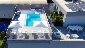 Green Park Penthouse Suite & Pool - Heated Pool - - Valenzano