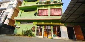 kirtti inn AC double - Dhupdhara