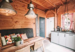 CRASHNSTAY - The Silo Bungalow