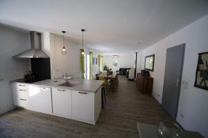 Villas Villa de plain-pied avec jardin et piscine privee : photos des chambres