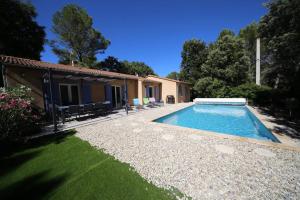 Villas Villa de plain-pied avec jardin et piscine privee : photos des chambres