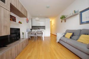 Silvias flat by DomusDimore