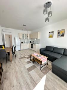 1BD Flat near Maritsa river and City Center