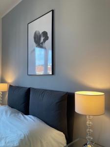 Lussuoso bilocale Metro Blu Piazza Frattini