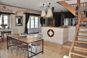 Villas Perigord Sarlat Lascaux piscine privee chauffee Delsud : photos des chambres