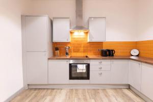 Central Blackburn Modern 1 Bedroom Apartment