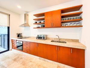 Veleta Townhouse with Private Pool and Terraces