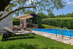 Ferienhaus mit Privatpool für 8 Personen ca 202 m in Karojba, Istrien Binnenland von Istrien 