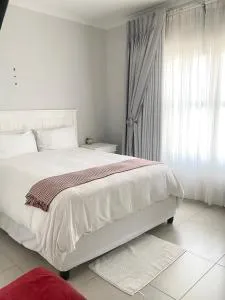 Five bedrooms holiday home - Bloubergsvlei