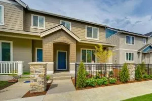 2 private bedrooms 1 private bathroom in shared home - Estacada