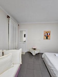 Endi City Centre Room