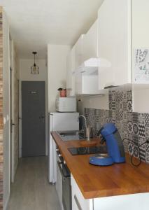 Studio climatisé à deux pas du Centre International de Tennis - Piscine et parking