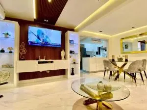 Superacogedor bien ubicado - Monte Plata