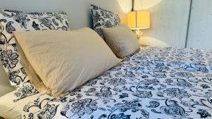 Appartements Eze flat with terrace sea view and mountain view : photos des chambres