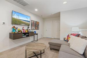 Casa 5Q com Piscina Privada - perto da disney