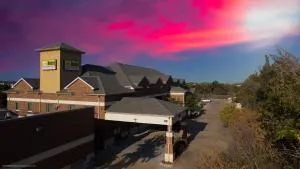 Texas Bungalows Hotel & Hotel Que at Lakeline Austin Cedar Park - Burnet