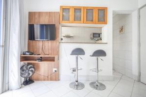 Flat Completo, 400m da Av Paulista, 1 Vaga