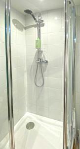 Rouen vue jardin - Proche gare et hypercentre - Parking rue gratuit - Internet fibre - machine à laver