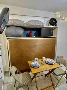 Estudio céntrico con estacionamiento