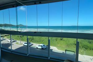 ANSNEGOCIOS DUPLEX VISTA PANORÂMICA MARISCAL 201 Palm