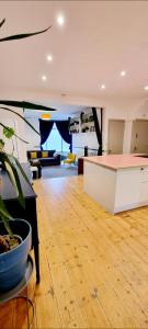 Time & Tide Town House