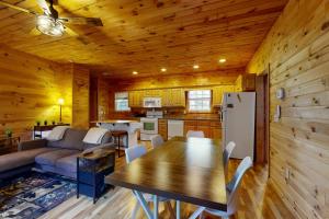 Near Lake! Tennessee Family Getaway w Game Room