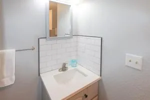 Tides and Tranquility - بروكينز