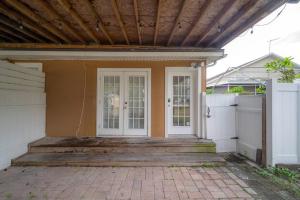 Stadium Apartment w Area & Parking