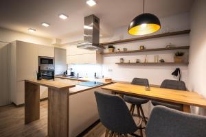 Luxury Angel Apartment with terrace