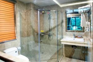 Aroma Cat Ba Sea View Hotel