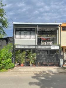 Apartamento moderno cerca al aeropuerto