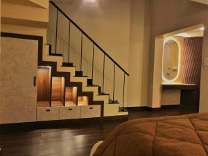 The Rustic Manor #8