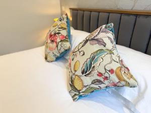 Luxury Apartment I Next to Brighton Beach and Shopping Center