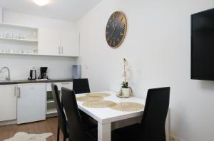 Central Castle Apartments