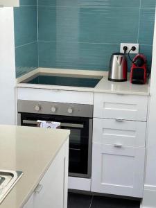 2 bdrms apartment near LX Factory free parking