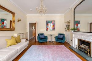 Stunning Royal Mile 2 bedroom apartment