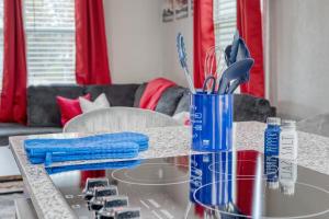 Cozy Home with City Views