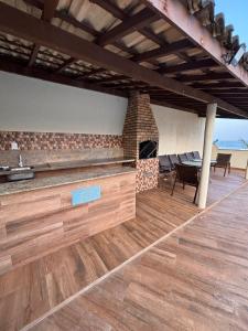 Casa de praia com piscina em Stella Maris na Praia do Flamengo